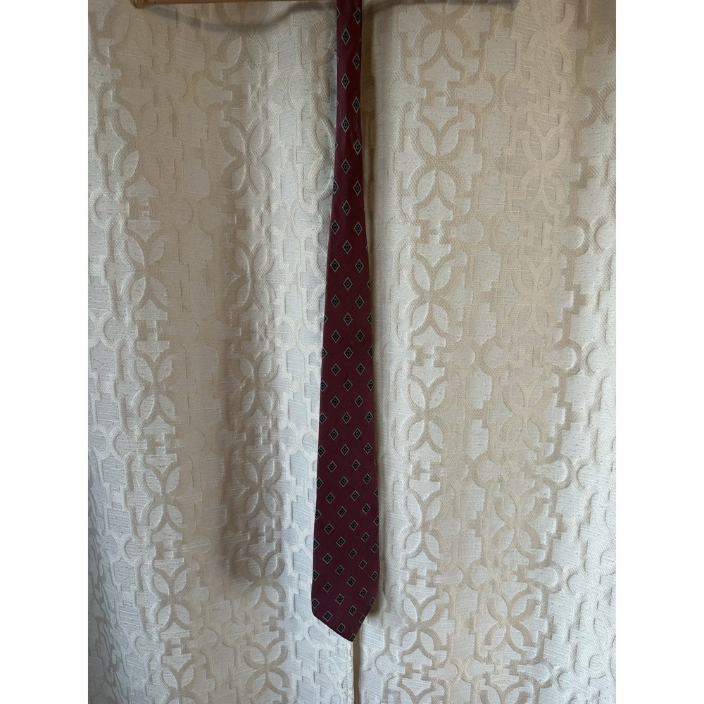 Vintage Pierre Cardin Paris New York Men's Necktie 100% silk 58.5" classic retro